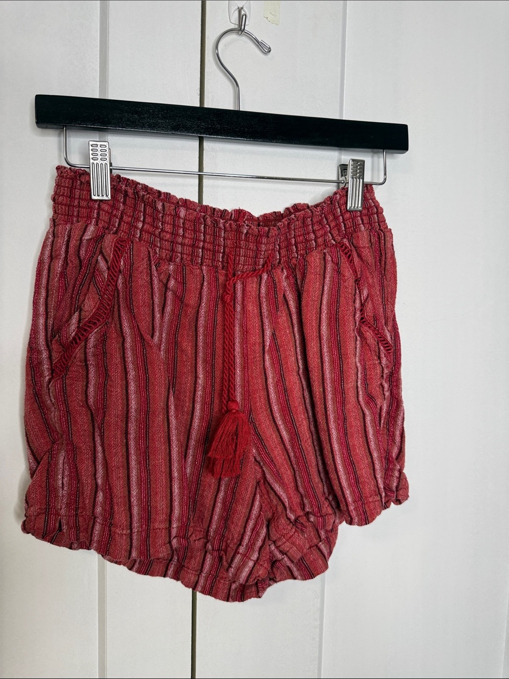 Briggs New York - Med - Red Striped High Waist Women Shorts